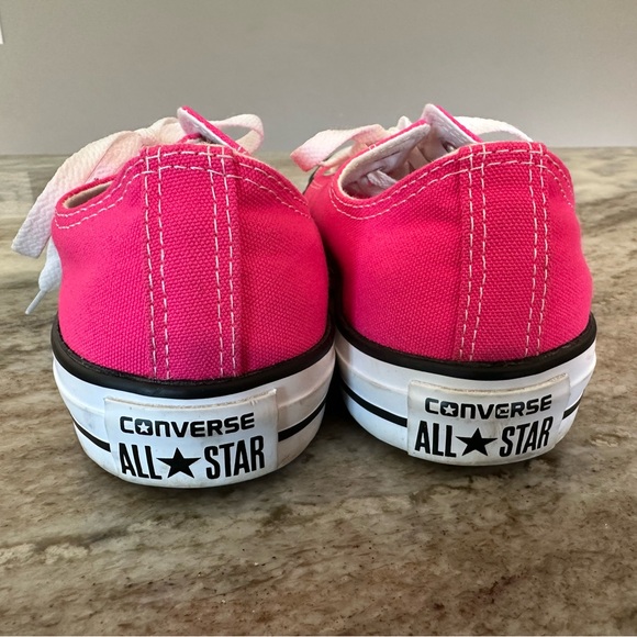Hot Pink Converse Size 9 - Picture 8 of 11